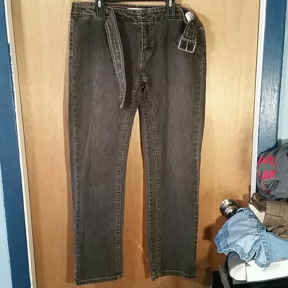 Tommy Hilfiger women's jeans with belt size 4